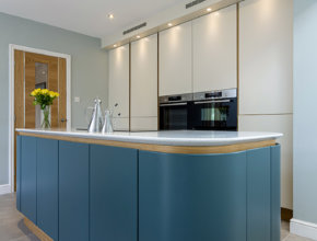 Modern handleless kitchen